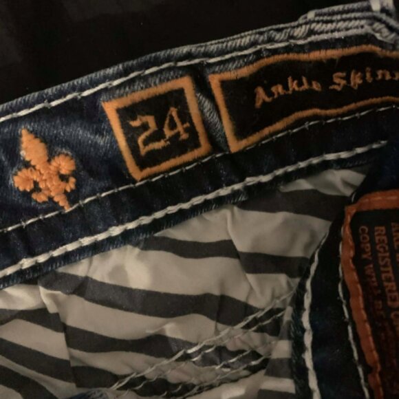 NWT Women’s Rock Revival YADRA Jeans - Picture 8 of 9